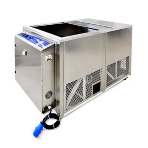 Utilizado para diversos tipos de análises laboratoriais para refrigeração e aquecimento de grandes volumes para posterior teste de resistência.