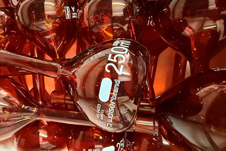 Saiba quais as Principais vidrarias utilizadas em laboratórios das indústrias farmacêuticos de Controle de Qualidade e Desenvolvimentos.